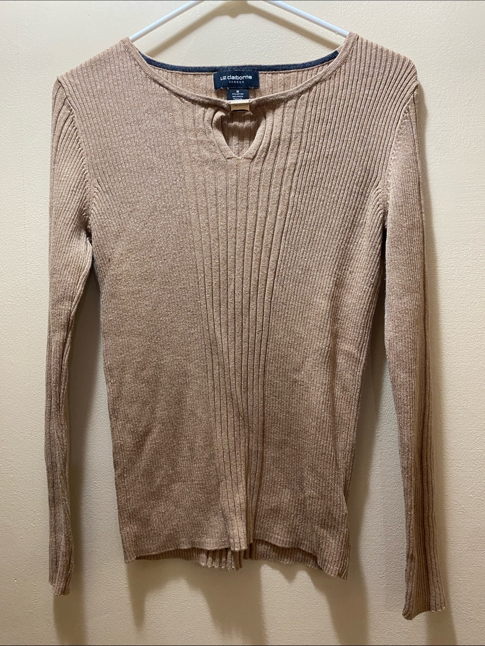 Ribbed Keyhole-Front Long Sleeve Sweater Taupe Medium Career Collegiate Fall